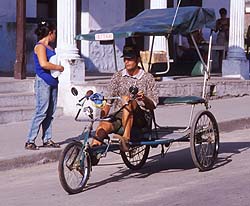 Cycle taxi in Cuba